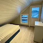 Nyaraló House With Sauna & Hot Tub, 4 Beds